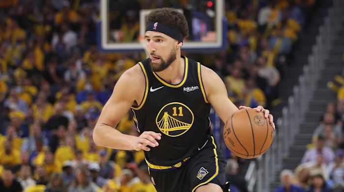 Golden State Warriors guard Klay Thompson drives to the basket against the Dallas Mavericks during the second half of Game 1 of the NBA basketball playoffs Western Conference finals in San Francisco, Wednesday, May 18, 2022.